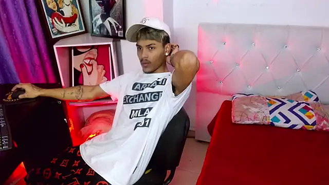 عرض كام Angel_foxc13
