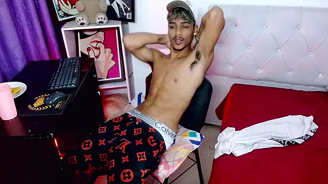 Show de Angel_foxc13 na webcam