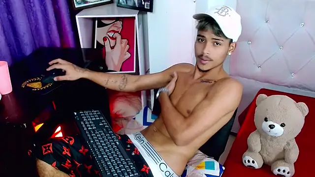 Angel_foxc13 Show in webcam