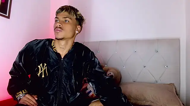 Angel_foxc13 网络视讯表演