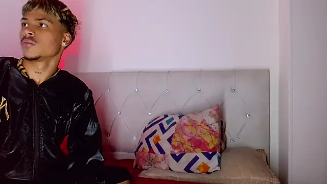 Angel_foxc13 在線直播表演