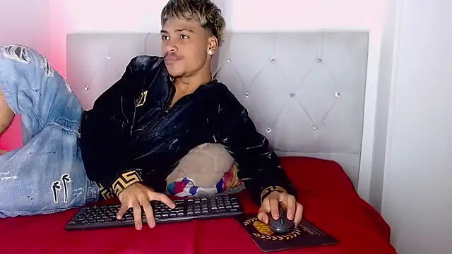 Angel_foxc13 – Kamerová šou