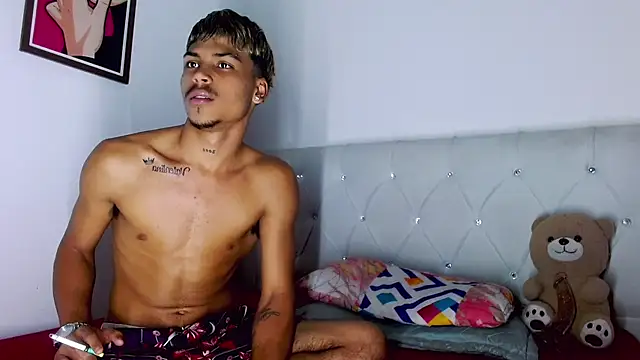 Angel_foxc13 Webcam-Show