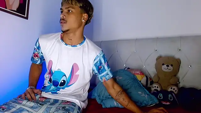 Pokazy przed kamerką – Angel_foxc13