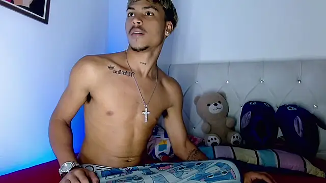 Angel_foxc13's Webcam Show