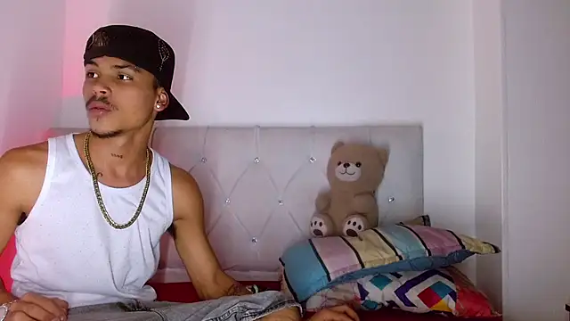 Pokazy przed kamerką – Angel_foxc13