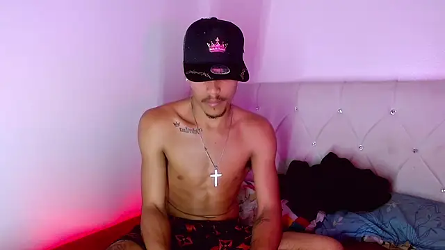 Pokazy przed kamerką – Angel_foxc13
