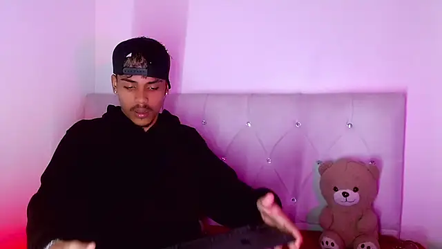 Angel_foxc13 Webcam-Show