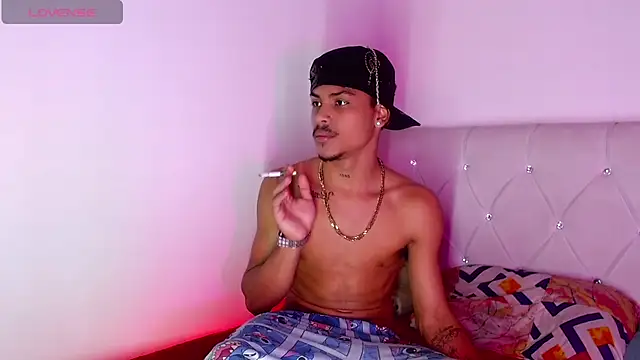 Angel_foxc13's Webcam Show