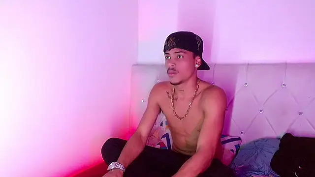 Angel_foxc13 Show Webcam