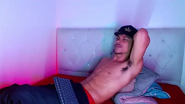 Angel_foxc13's Webcam Show