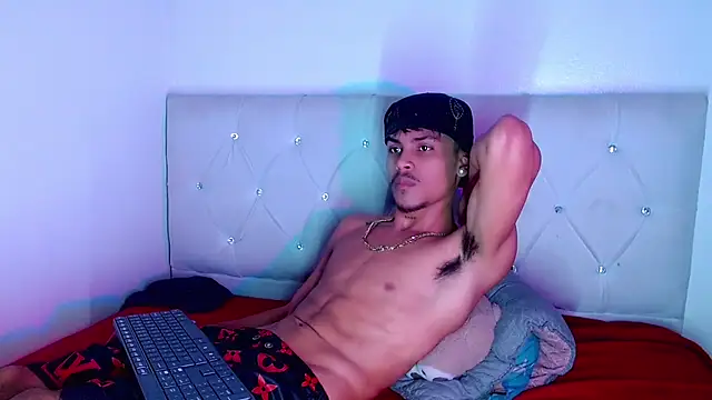 Angel_foxc13 Webcamshow