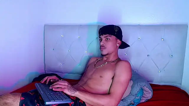 Pokazy przed kamerką – Angel_foxc13