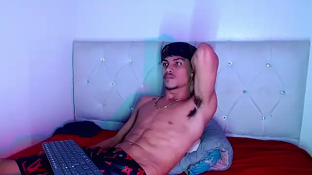 Angel_foxc13 Шоу с уебкамера