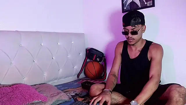 Angel_foxc13 Webcam show