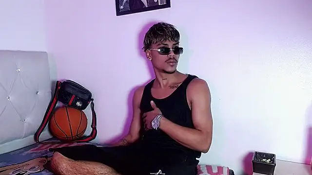 Angel_foxc13 网络视讯表演