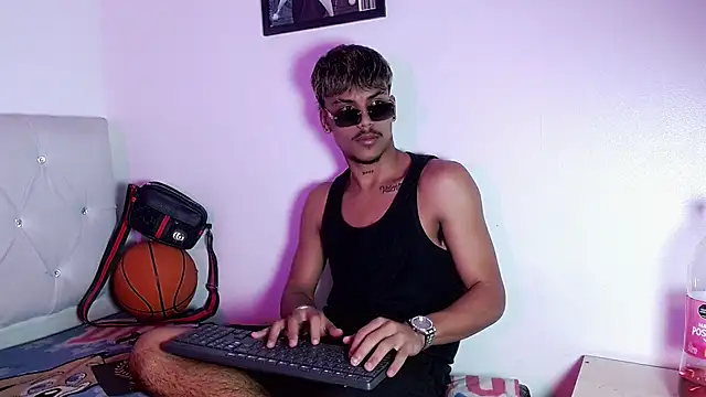 Angel_foxc13 Pertunjukan Webcam