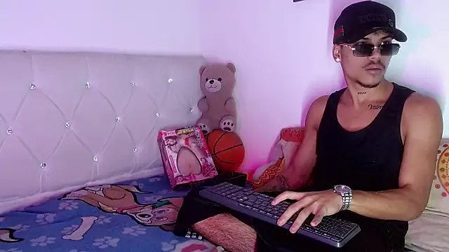 Angel_foxc13 Show in webcam
