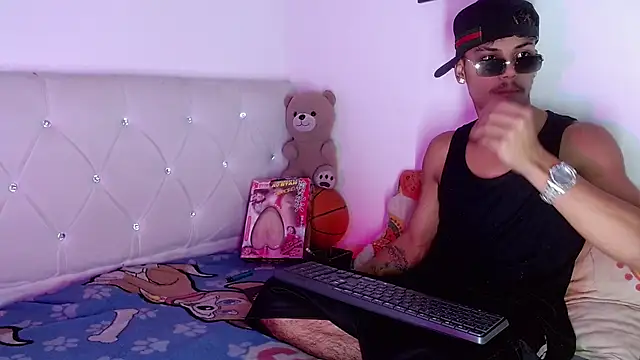 Angel_foxc13 Webcam show