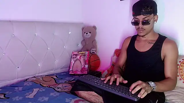 Show de Angel_foxc13 na webcam