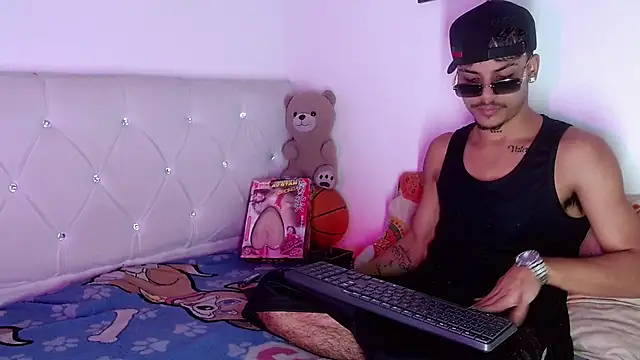 Angel_foxc13 网络视讯表演