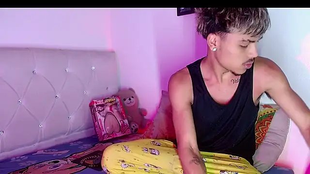 Show de Angel_foxc13 na webcam