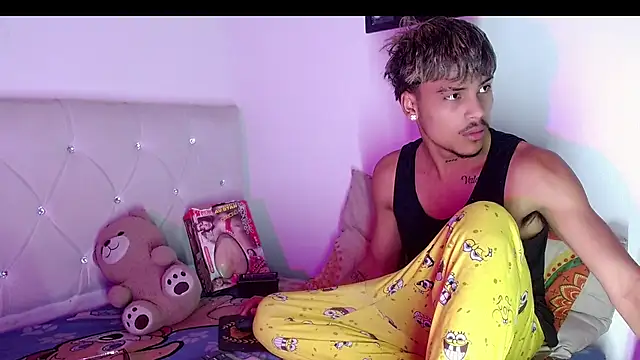 Angel_foxc13 Pertunjukan Webcam