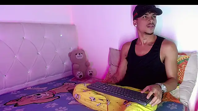 Angel_foxc13's Webcam Show