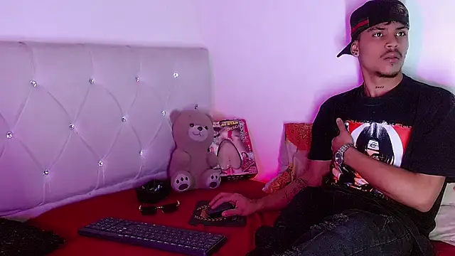 Angel_foxc13のウェブカメラショー