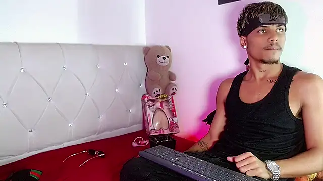 Angel_foxc13 Webcam show
