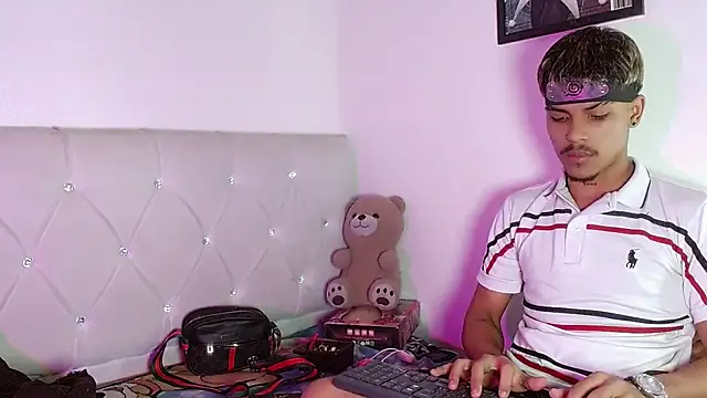 Angel_foxc13 Webcam show