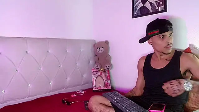 Angel_foxc13 Webcam show