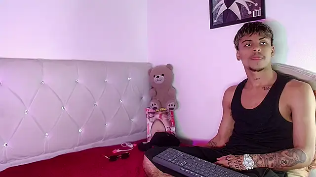 Angel_foxc13 Webcamshow