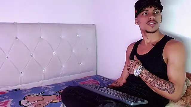 Angel_foxc13 Webcam-Show