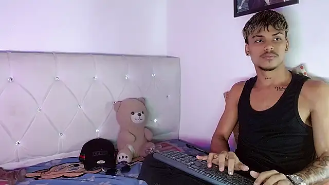 Angel_foxc13 Pertunjukan Webcam