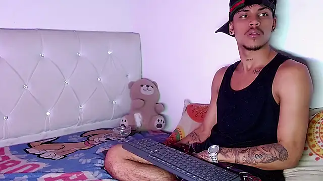 Angel_foxc13のウェブカメラショー