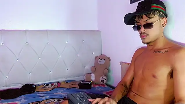 Show de webcam de Angel_foxc13
