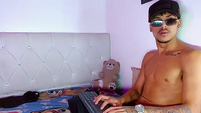 عرض كام Angel_foxc13