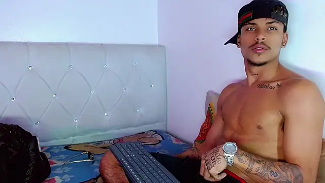 Angel_foxc13 Show Webcam
