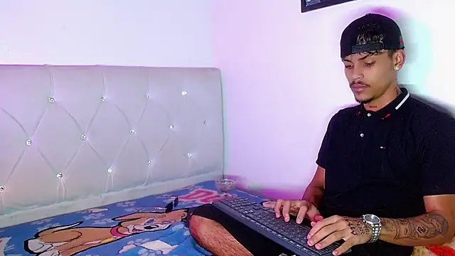 Show de Angel_foxc13 na webcam