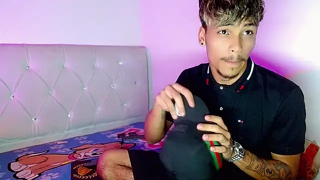 Angel_foxc13 Live XXX-Chat