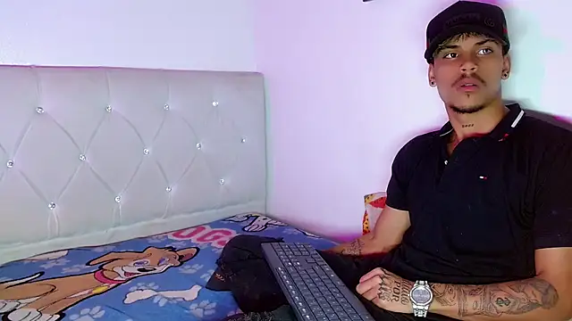 Angel_foxc13 Webcam-Show