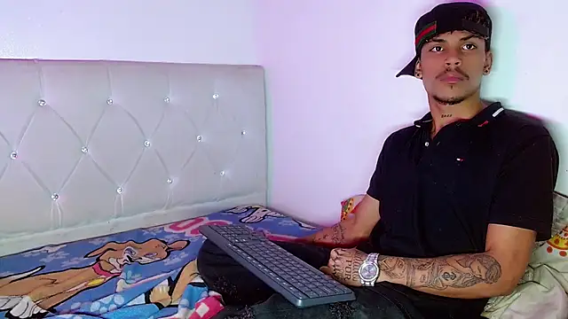 Angel_foxc13 Шоу с уебкамера