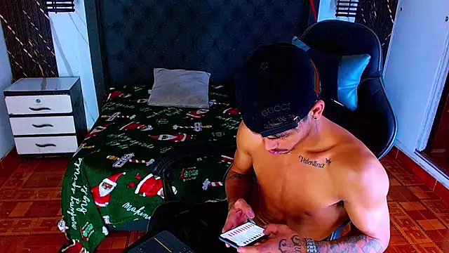 Pokazy przed kamerką – Angel_foxc13