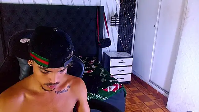 Angel_foxc13 Pertunjukan Webcam