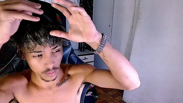 Angel_foxc13 Webcamshow