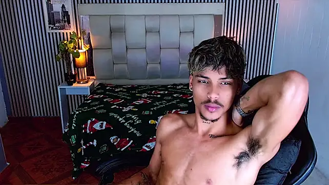 Pokazy przed kamerką – Angel_foxc13