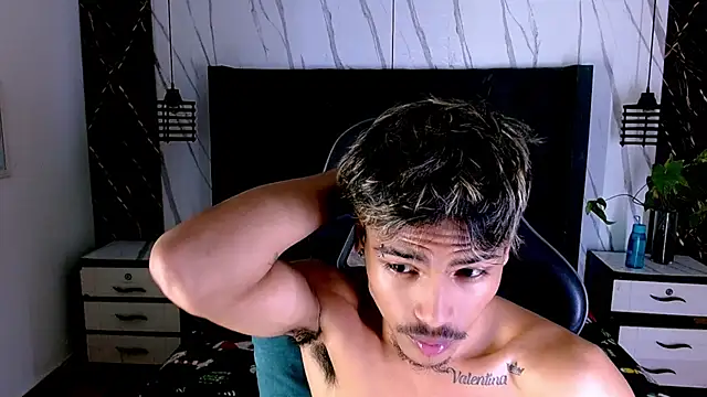 Angel_foxc13 Pertunjukan Webcam