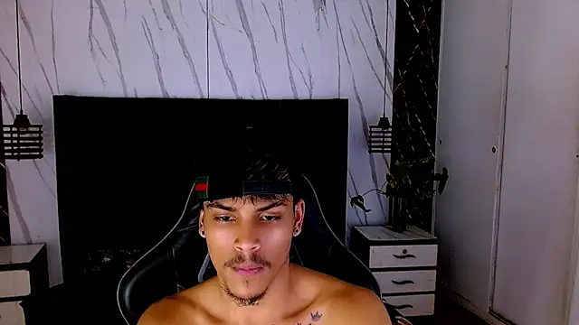 Angel_foxc13 Pertunjukan Webcam