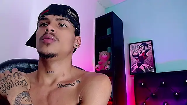Show de Angel_foxc13 na webcam